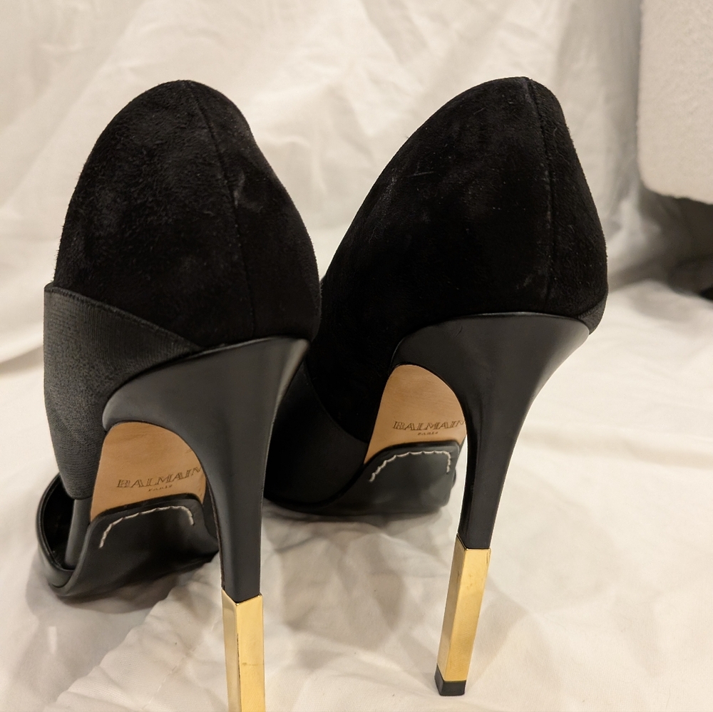 Balmain Black Pointed Toe Stiletto Heel Pumps with Gold Accent - Picture 9 of 9